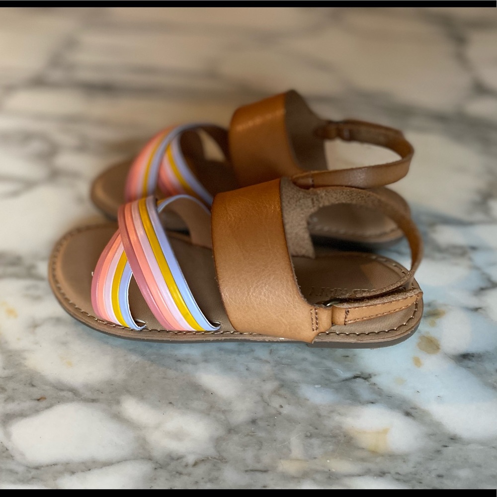 🌈Old Navy Girls Stripped Leather Sandals